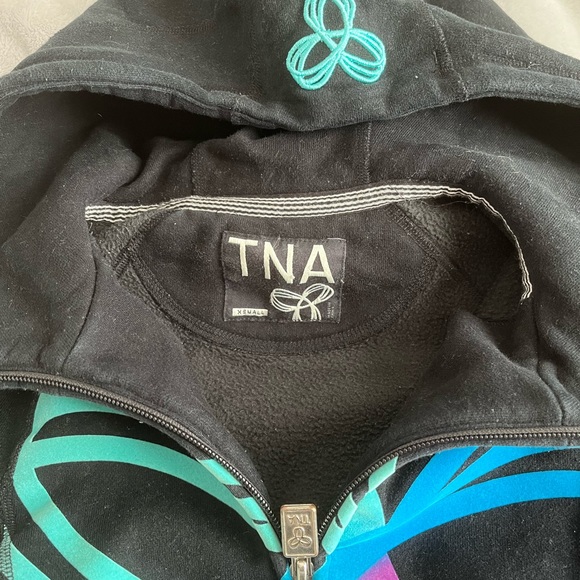 ARITZIA TNA ZIP UP HOODIE - Picture 7 of 7